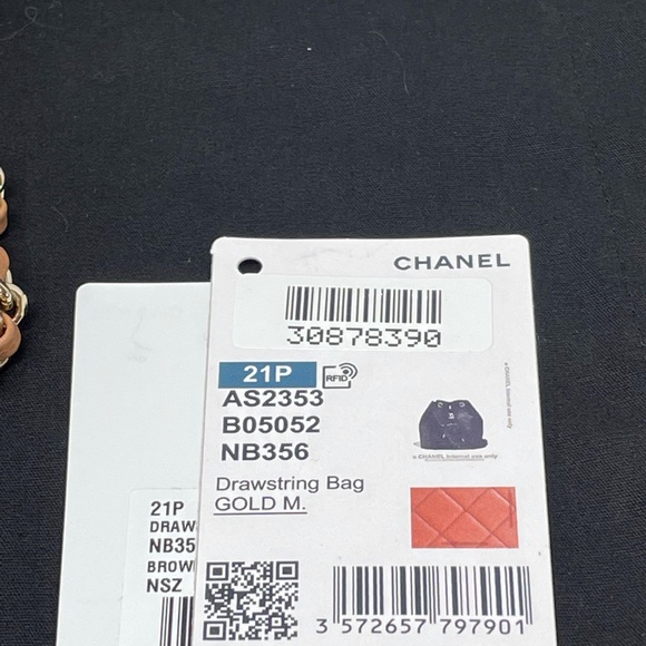 ‼️SOLD‼️NEW 21P CHANEL CARAMEL BROWN BUCKET BAG - Picture 13 of 16